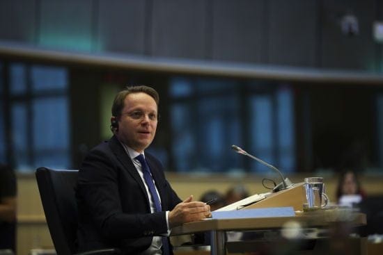 Коли Україна може вступити до ЄС: єврокомісар вразив термінами