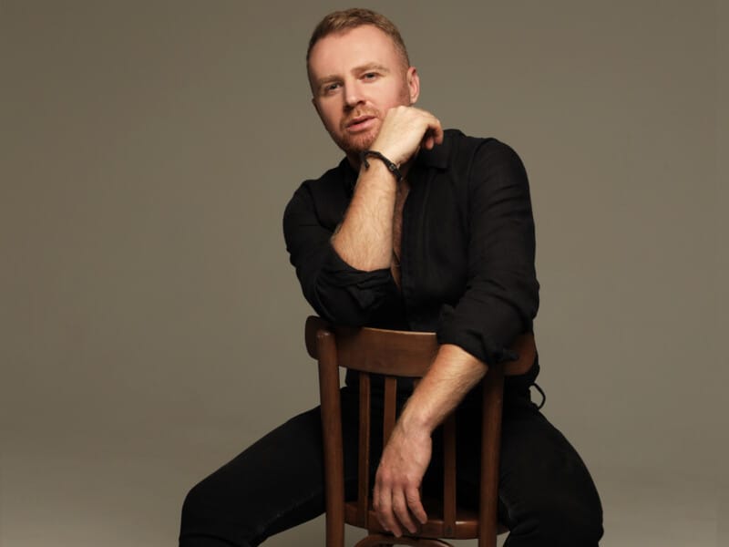 Роман Скорпіон презентував кліп на пісню "А в моїм серці музика грає". Вона про кохання, від якого співає душа. Відео Роман Скорпіон презентував кліп на пісню "А в моїм серці музика грає". Вона про кохання, від якого співає душа. Відео