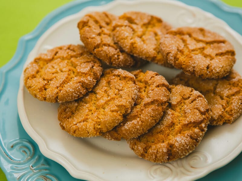 "М'яке всередині й хрумке зовні". Як приготувати "найсмачніше вівсяне печиво" за 15 хвилин