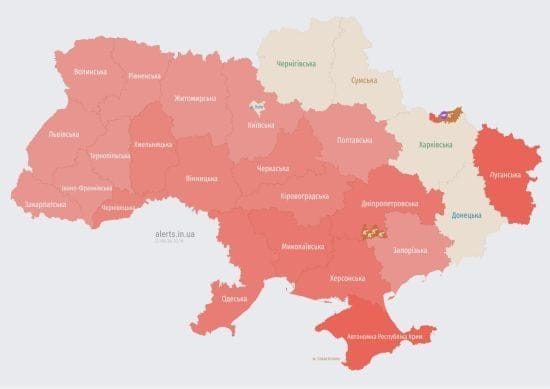 Ворог атакував Україну "Калібрами": в укриття