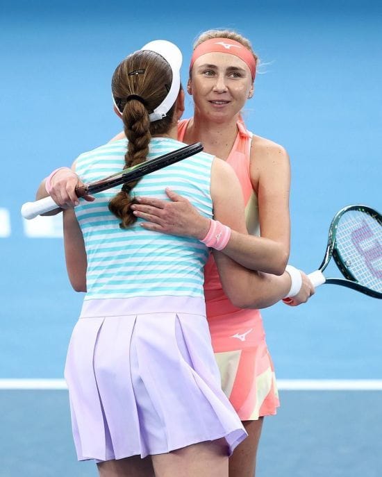 Українська тенісистка з яскравим камбеком у фіналі виграла парний турнір в Істборні
