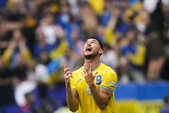 "Віддали все життя": Яремчук висловився про свій гол та перемогу над Словаччиною на Євро-2024