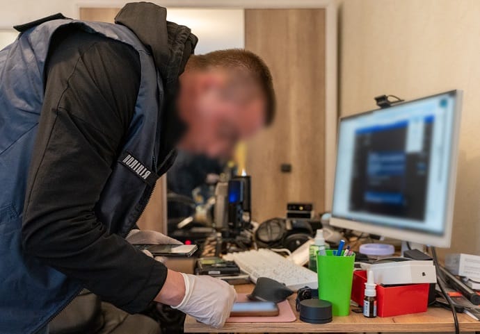Кіберполіція в Києві викрила пособника російських хакерів