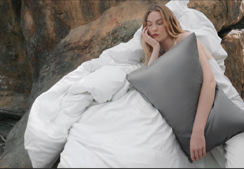 В обіймах природи: бренд MOLODO представив нову колекцію Stone and Moss В обіймах природи: бренд MOLODO представив нову колекцію Stone and Moss