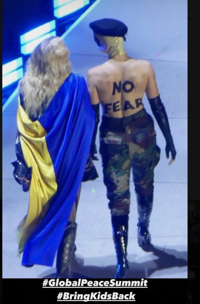 Мадонна підтримала Україну і Глобальний саміт миру