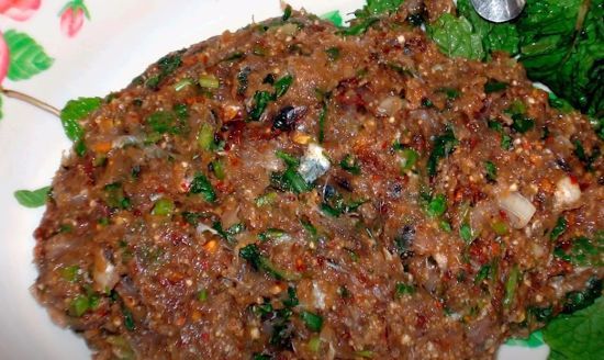 Вбиває 20 тисяч людей щороку: що відомо про популярну смертоносну страву (фото, відео)