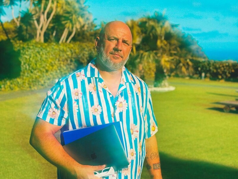 Відомий ведучий розповів, що чекає на Потапа в разі повернення в Україну Відомий ведучий розповів, що чекає на Потапа в разі повернення в Україну