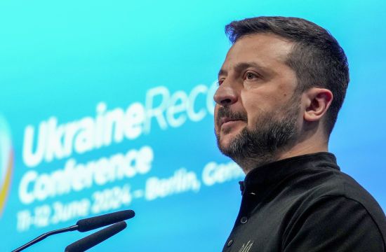 РФ вдарила по дитячій лікарні в Києві: в президента відреагували