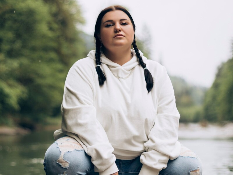 33-річна alyona alyona показала, який вигляд мала з вагою 132 кг і 110 кг, а також розсекретила, скільки тепер важить. Відео