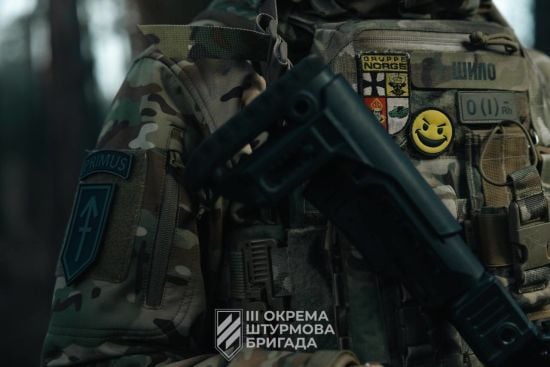 Рекрутинг за кордоном: Третя штурмова запрошує українців на зустрічі з бійцями