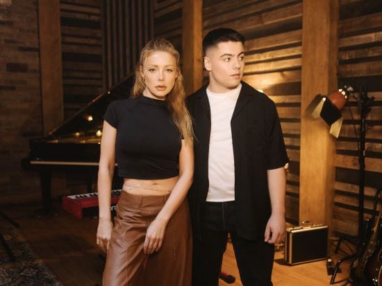 Тіна Кароль у емоційному дуеті заспівала про сум з відомим артистом і просто підкорила Мережу