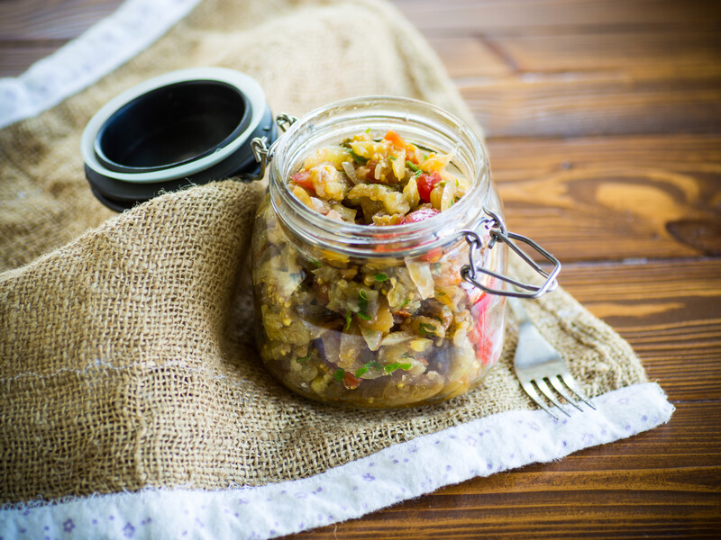 Салат "Зимовий король". Простий рецепт консервації Салат "Зимовий король". Простий рецепт консервації