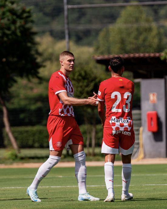 Довбик відзначився дублем у товариському матчі "Жирони" проти французького клубу (відео)