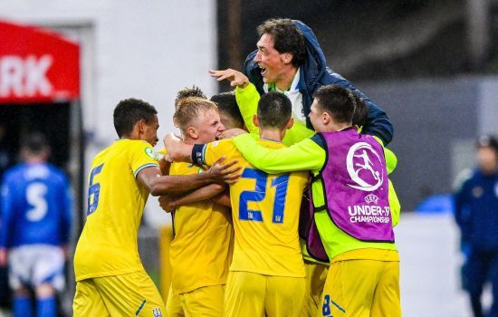 Франція – Україна: онлайн-відеотрансляція півфіналу юнацького Євро-2024