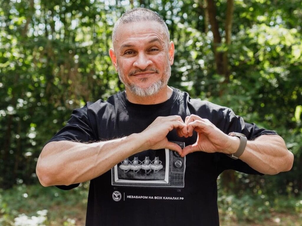 "Батьком я поки що не став, але моя дівчинка вагітна". 52-річний Хіменес-Браво повідомив, що в його сім'ї скоро буде поповнення "Батьком я поки що не став, але моя дівчинка вагітна". 52-річний Хіменес-Браво повідомив, що в його сім'ї скоро буде поповнення