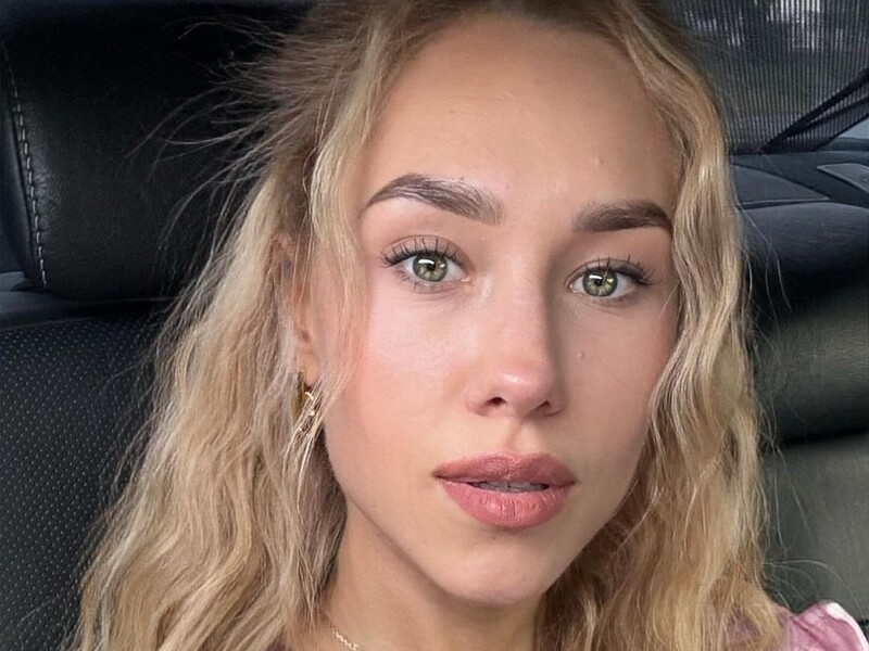 "Будь-якого ворога можна перемогти". Квіткова у свій день народження підтримала кампанію "Раки проти раку"