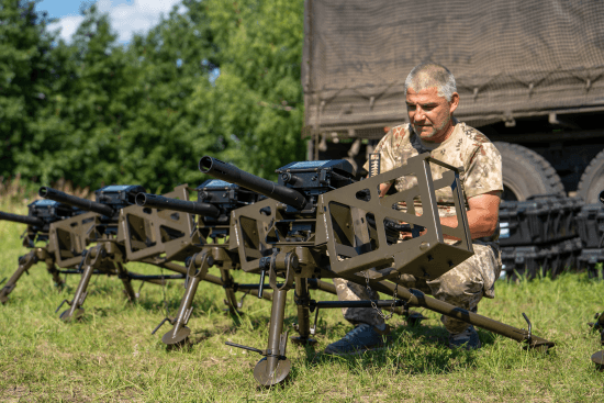 Ініціативу ОКО за ОКО 2 завершено. ОККО і «Повернись живим» передали ТрО всю партію - 600 одиниць зброї – на фронт