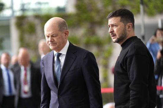 Шольц відкинув заклик Зеленського щодо збиття ракет і дронів