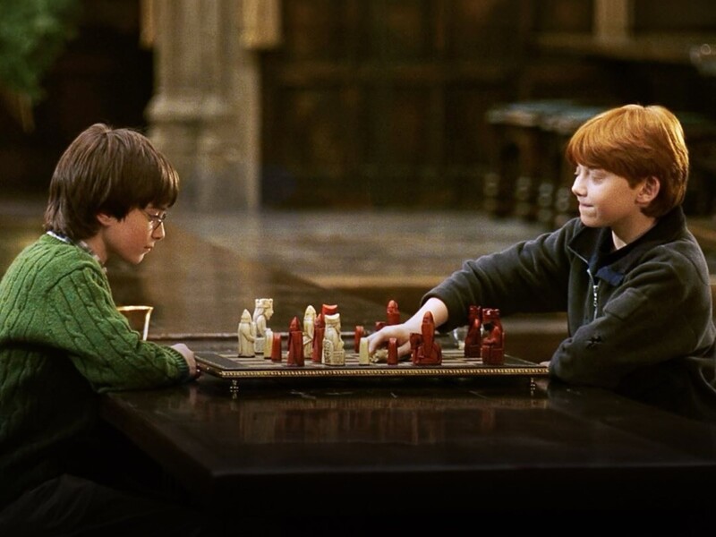 Штучний інтелект створив роботизований трейлер до фільму про Гаррі Поттера, у якому "магія зустрічається з технологіями". Відео