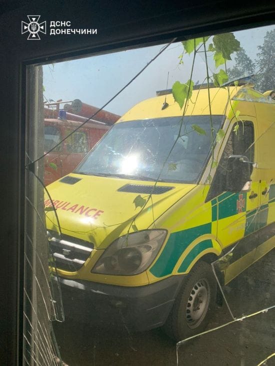 Окупанти обстріляли пожежну частину на Донеччині – фото наслідків атаки