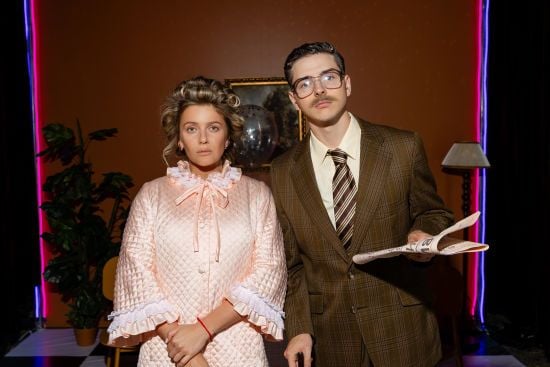 KOLA на відео влаштувала емоційну "сварку" з відомим співаком