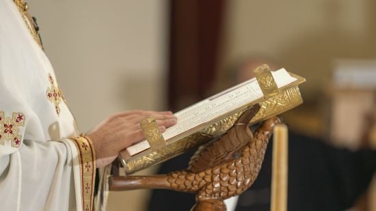 Мобілізований клірик УПЦ МП втік з військової частини, бо не хотів воювати проти "своїх" – журналіст