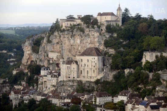 Раптово зник меч "Екскалібур", що пролежав у скелі 1300 років
