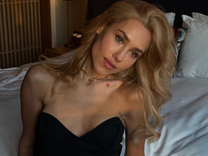 Блогерка Квіткова стрибнула з мосту й розповіла про бар'єри в голові. Відео