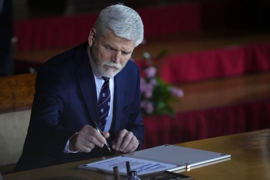 Україна отримуватиме до 100 тисяч боєприпасів щомісяця – президент Чехії