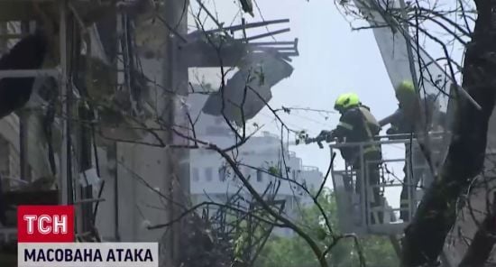 Ракетний удар по багатоповерхівці у Києві: кількість жертв зросла