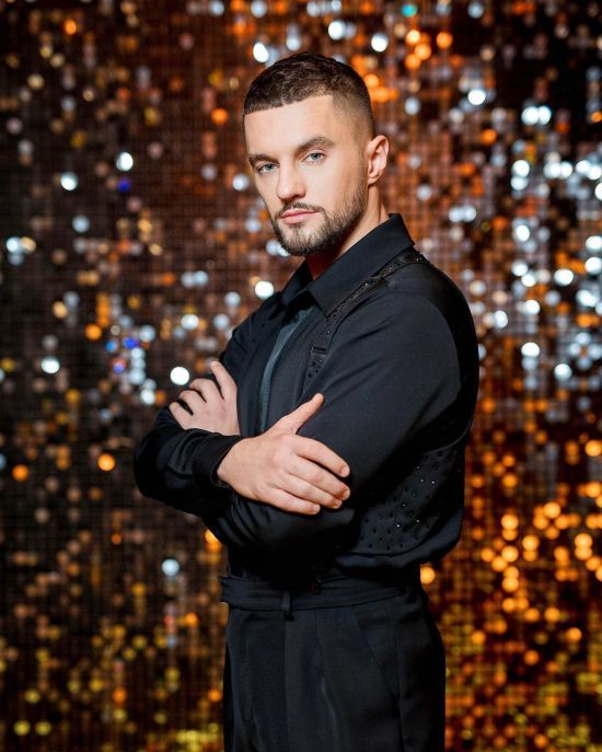 Переможець "Танців з зірками" Макс Леонов після розлучення заінтригував новим романом