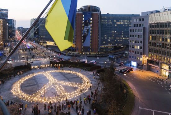 Шість "мирних планів" для України: що пропонують Трамп, Макрон і компанія для початку переговорів з РФ