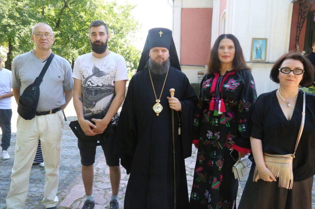 Храмове свято у Вишгороді. Керуючий єпархією звершив Божественну літургію на парафії святих благовірних князів Бориса і Гліба у місті Вишгород