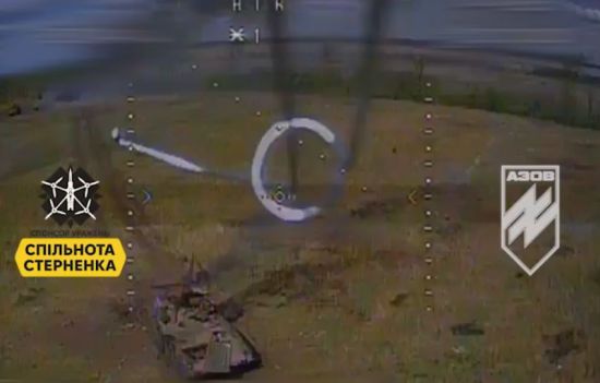 Мінус ще одна: бійці "Азову" дроном знищили російську БМП (відео)