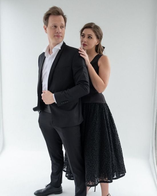 Катерина Тишкевич знялася повністю оголеною з чоловіком у ванній і звела з розуму гарячим фото