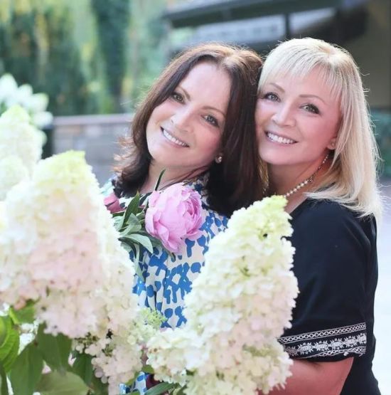 Сестра Софії Ротару заговорила про сина співачки й як ставиться до ухилянтів: "Вони налякані"