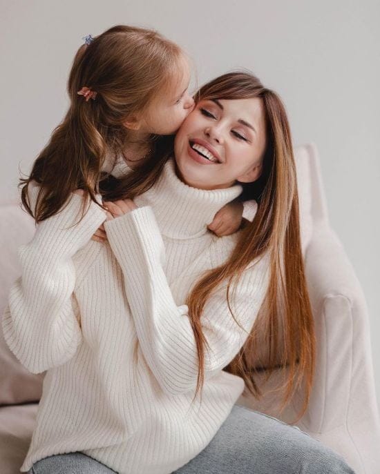 Квартира учасниці "Супермами" постраждала від ракетного обстрілу Дніпра – подробиці