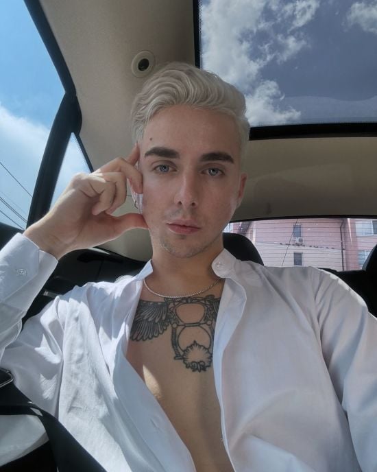 Відомий український співак висловився про готовність піти на фронт: "Не знаю, куди діватися"