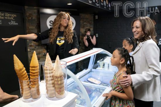 Не Трамп і не Гарріс: британська провидиця приголомшила передбаченням щодо майбутнього президента США Не Трамп і не Гарріс: британська провидиця приголомшила передбаченням щодо майбутнього президента США