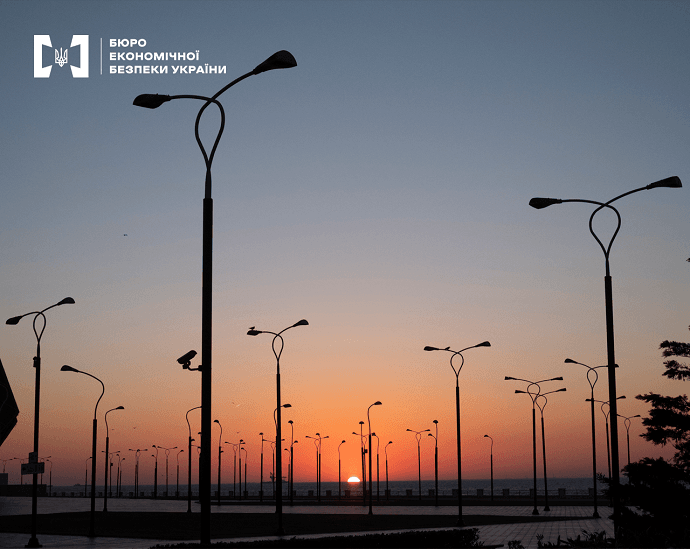 БЕБ оголосило ексчиновнику підозру про розтрату 2 мільйонів під час закупівлі електроенергії БЕБ оголосило ексчиновнику підозру про розтрату 2 мільйонів під час закупівлі електроенергії