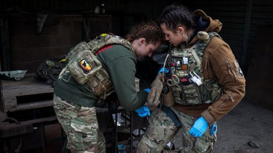 Скількох бойових медиків навчає Україна: невтішні дані