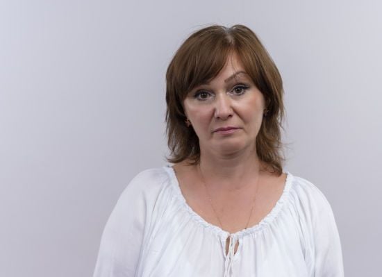 Як не можна стригтися та фарбуватися жінкам за 40: ці помилки додають десятки зайвих років