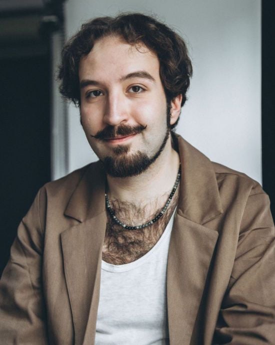 Помер відомий український актор Дар'юш Есламi у віці 24 років