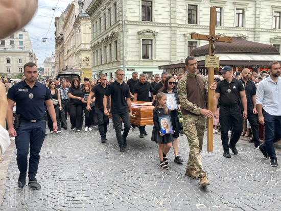 У Львові прощаються з Іриною Фаріон: онлайн-трансляція
