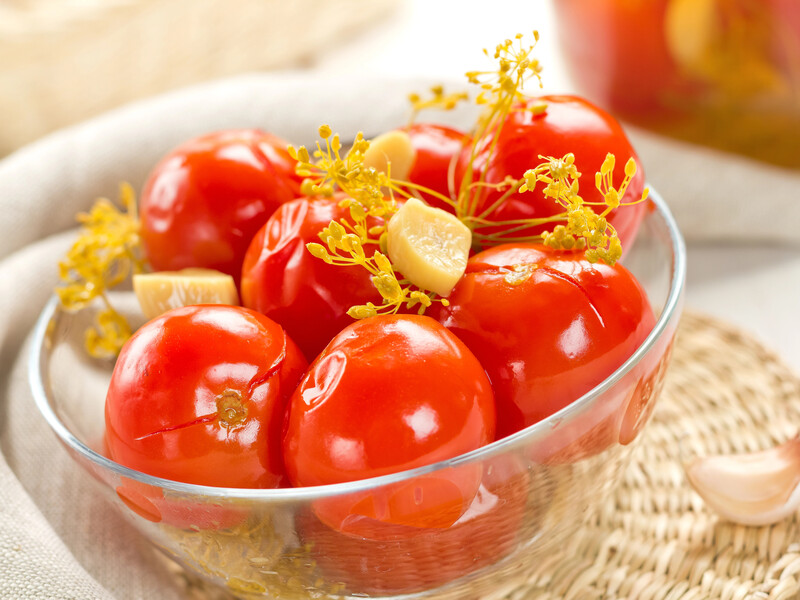 "За цим рецептом процес квашення відбувається досить швидко". Як швидко приготувати квашені помідори "За цим рецептом процес квашення відбувається досить швидко". Як швидко приготувати квашені помідори