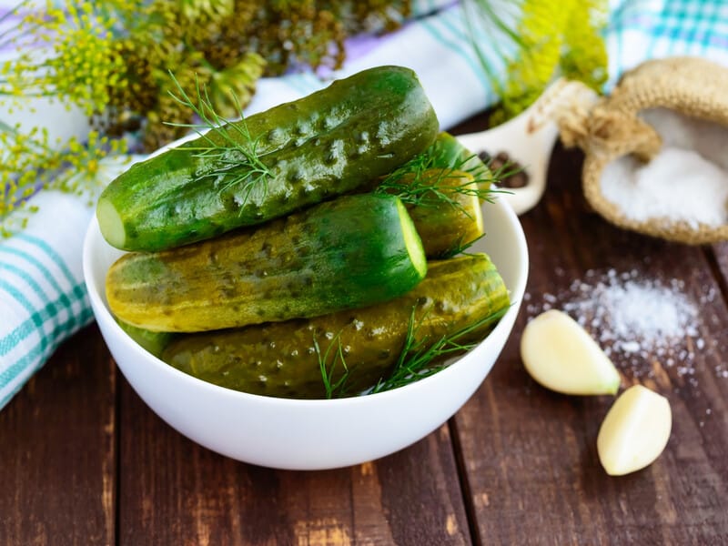 Як приготувати малосольні огірки в банці. Рецепт Як приготувати малосольні огірки в банці. Рецепт