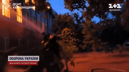 Росіяни всю ніч та ранок обстрілювали Херсон: що відомо про наслідки кривавих ударів