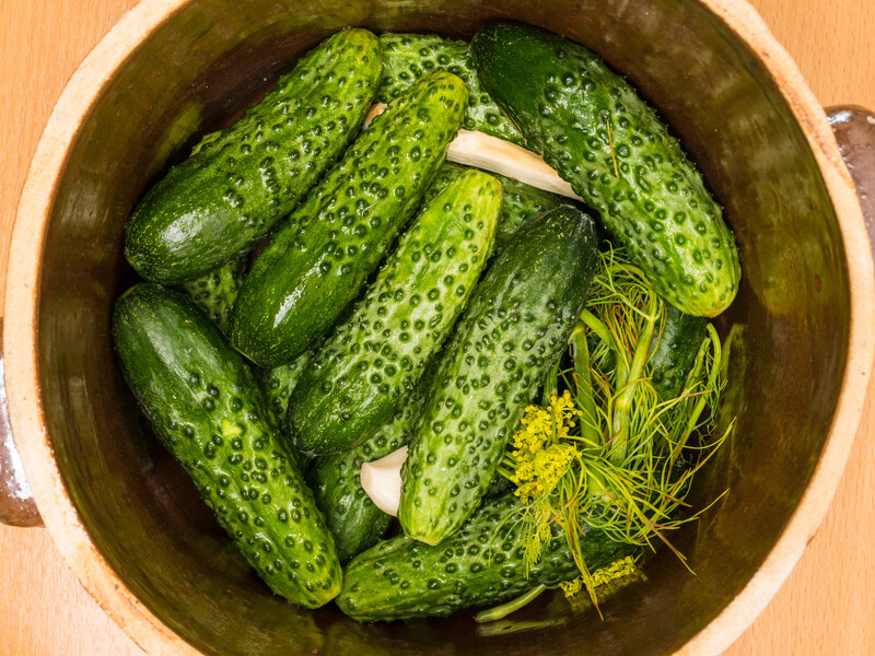 "Коли так хочеться холодних малосольних огірків просто зараз!" Рецепт закуски за 10 хвилин