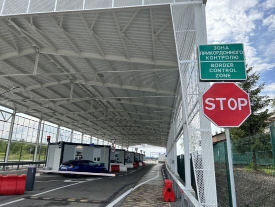 На Львівщині ДПСУ викрила двох хабародавців з "цікавими" пропозиціями