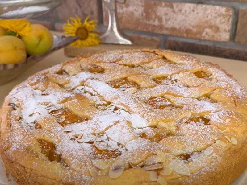 Додайте це до борошна – і з тістом буде дуже приємно працювати. Рецепт пісочного пирога без використання міксера